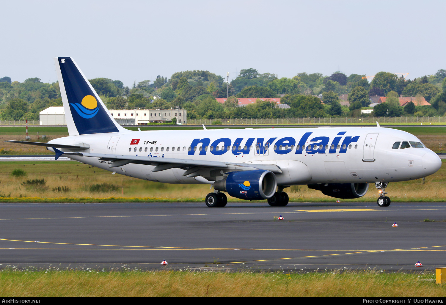 Aircraft Photo of TS-INK | Airbus A320-214 | Nouvelair Tunisie | AirHistory.net #707970