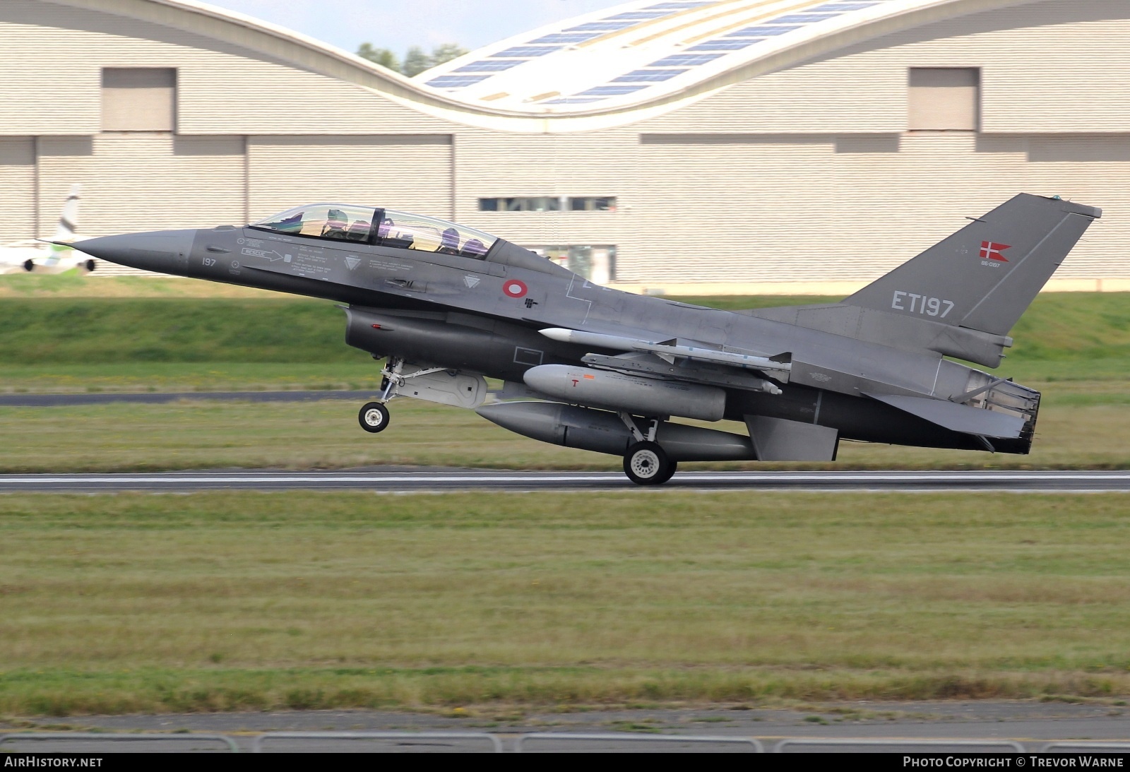 Aircraft Photo of ET-197 | General Dynamics F-16BM Fighting Falcon | Denmark - Air Force | AirHistory.net #707996