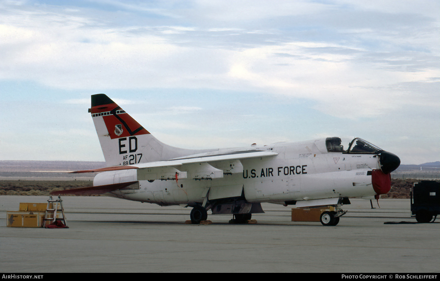 Aircraft Photo of 69-6217 / AF69-217 | LTV A-7D Corsair II | USA - Air Force | AirHistory.net #708027