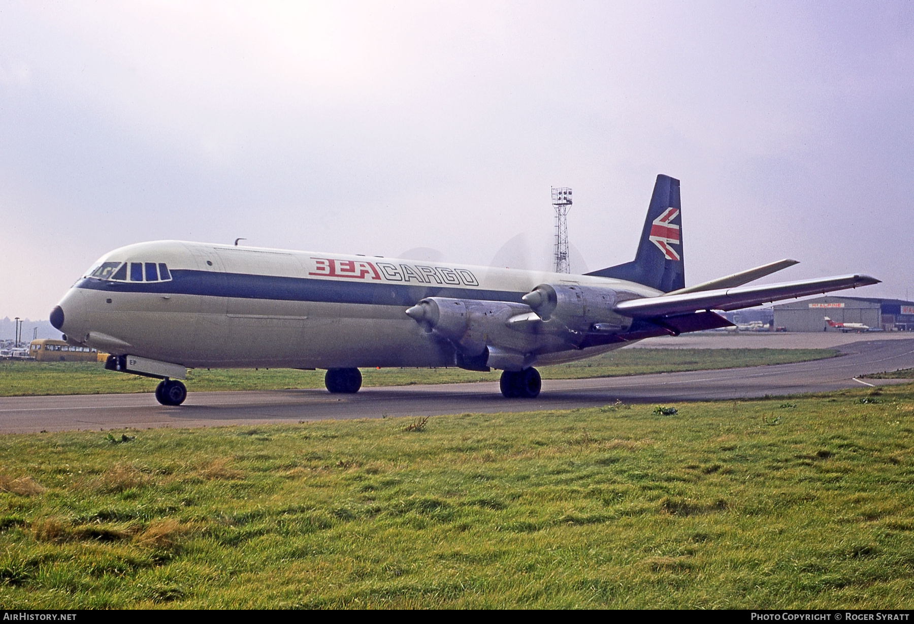 Aircraft Photo of G-APEP | Vickers 953C Merchantman | BEA Cargo - British European Airways | AirHistory.net #708105