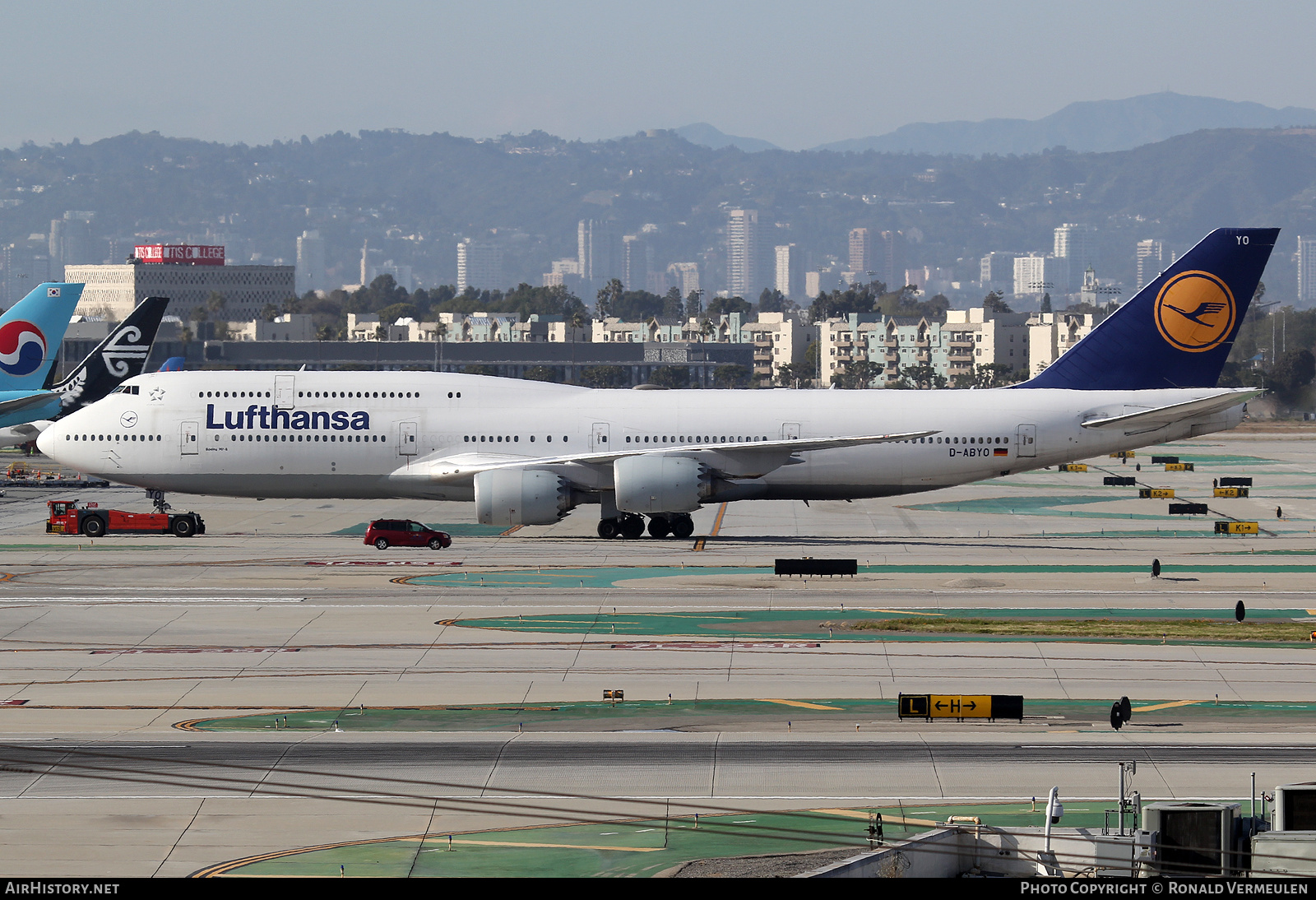 Aircraft Photo of D-ABYO | Boeing 747-830 | Lufthansa | AirHistory.net #708150