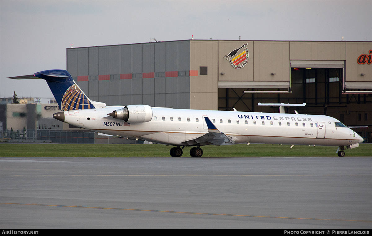 Aircraft Photo of N507MJ | Bombardier CRJ-550 (CL-600-2C11) | United Express | AirHistory.net #708477
