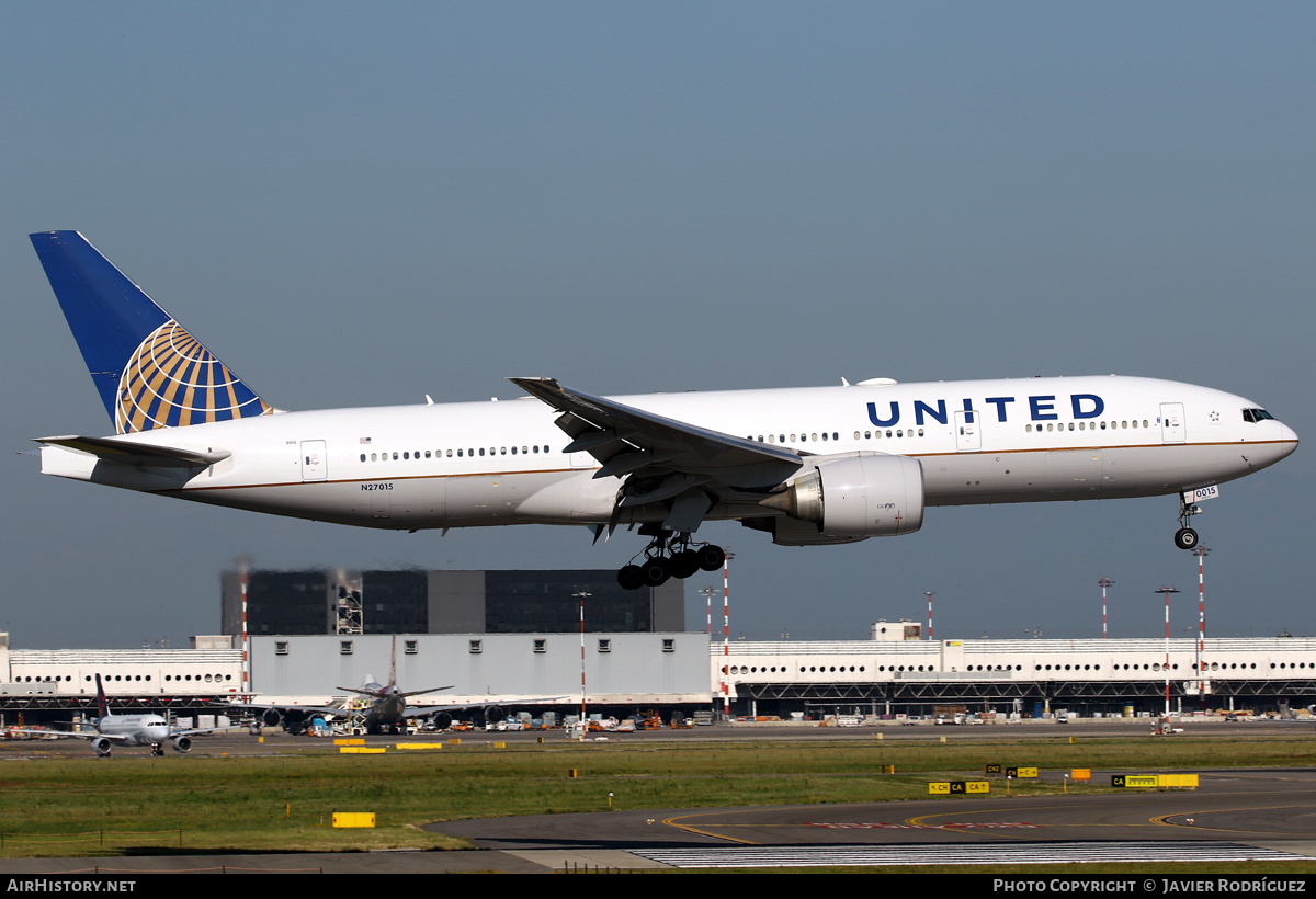 Aircraft Photo of N27015 | Boeing 777-224/ER | United Airlines | AirHistory.net #708510