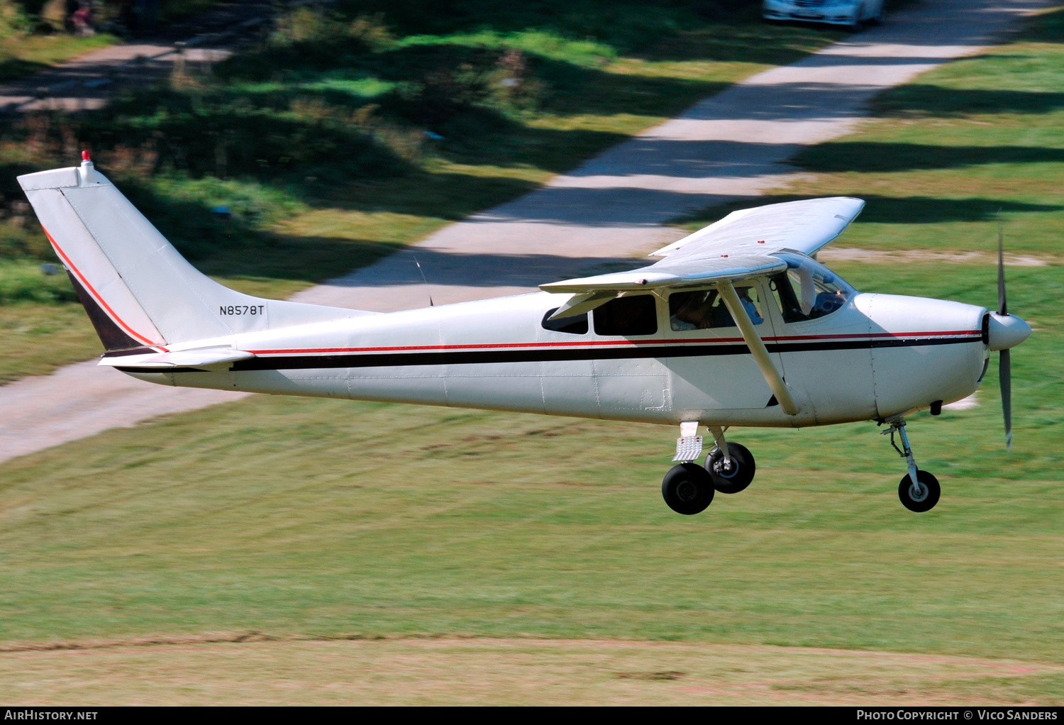 Aircraft Photo of N8578T | Cessna 182C | AirHistory.net #708551