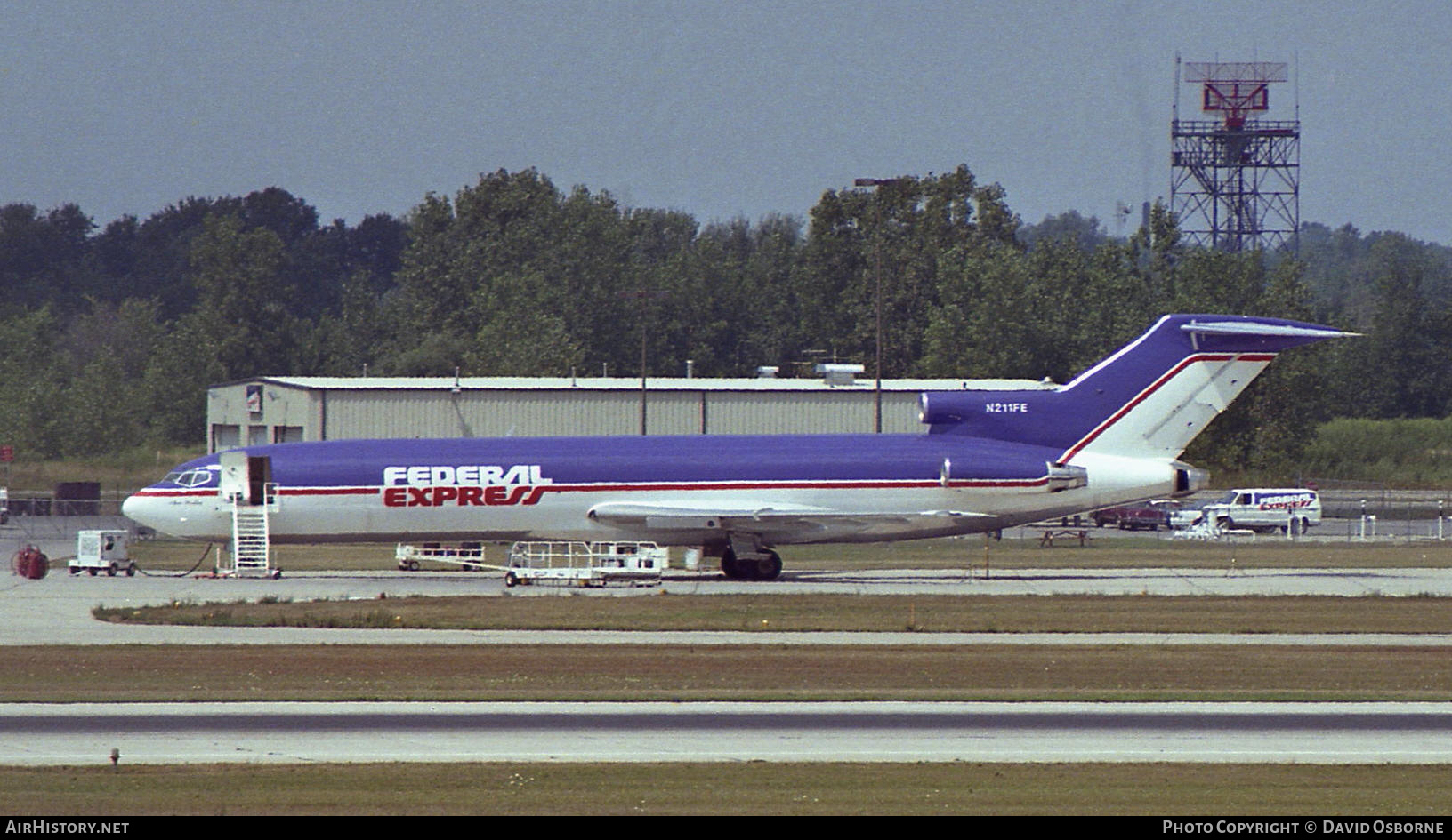 Aircraft Photo of N211FE | Boeing 727-2S2F/Adv | Federal Express | AirHistory.net #708560