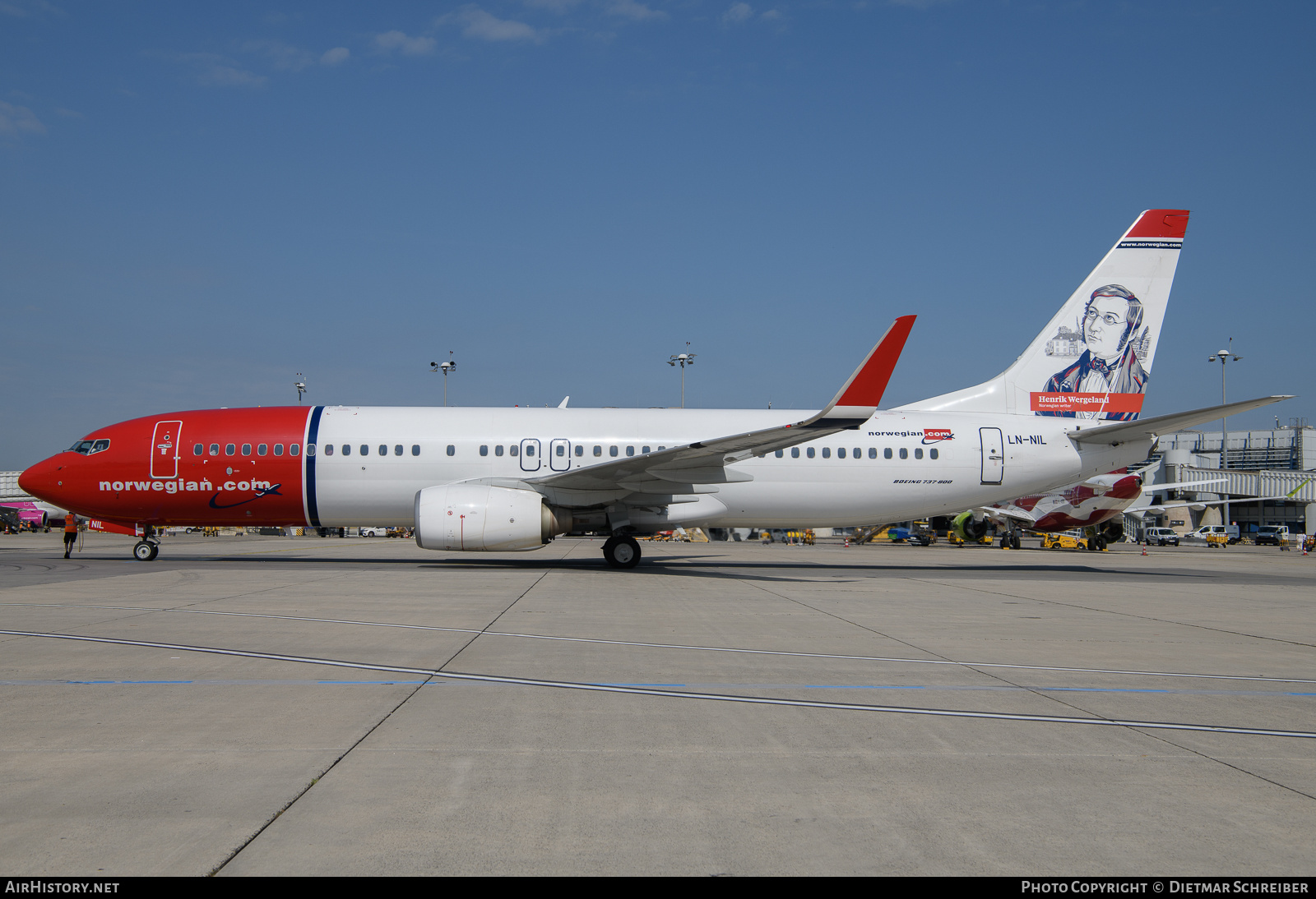Aircraft Photo of LN-NIL | Boeing 737-8KN | Norwegian | AirHistory.net #708625