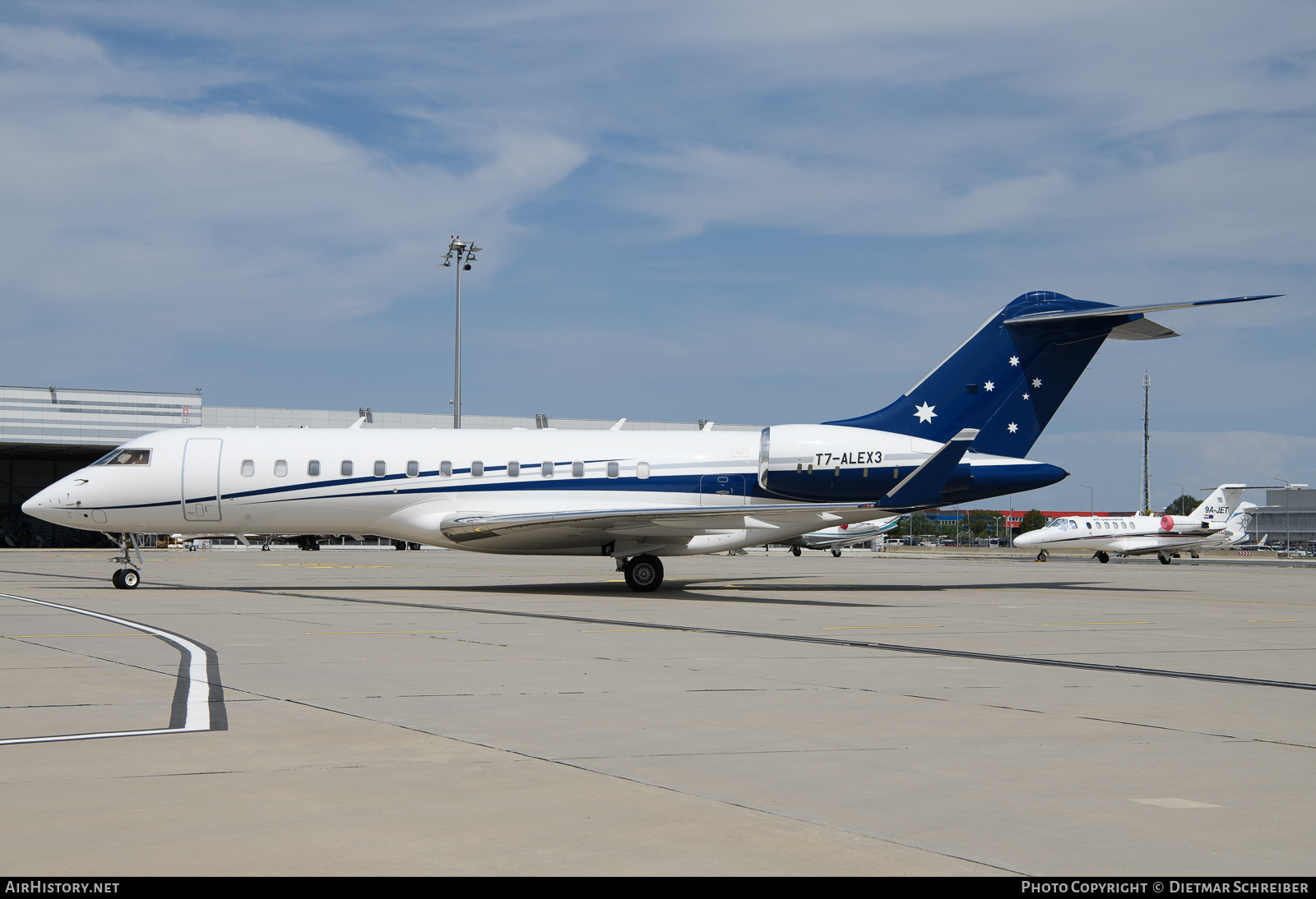 Aircraft Photo of T7-ALEX3 | Bombardier Global Express (BD-700-1A10) | AirHistory.net #708660