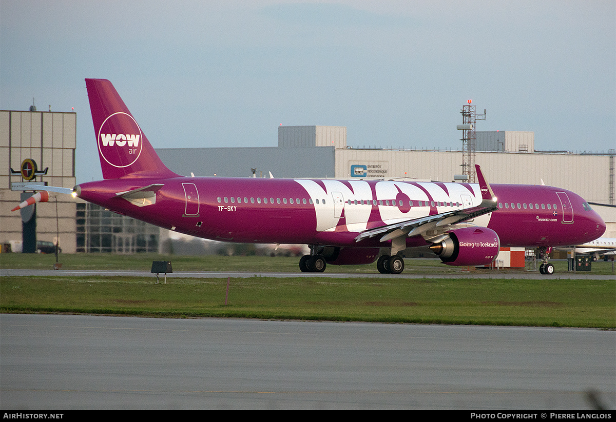 Aircraft Photo of TF-SKY | Airbus A321-253N | WOW Air | AirHistory.net #708705