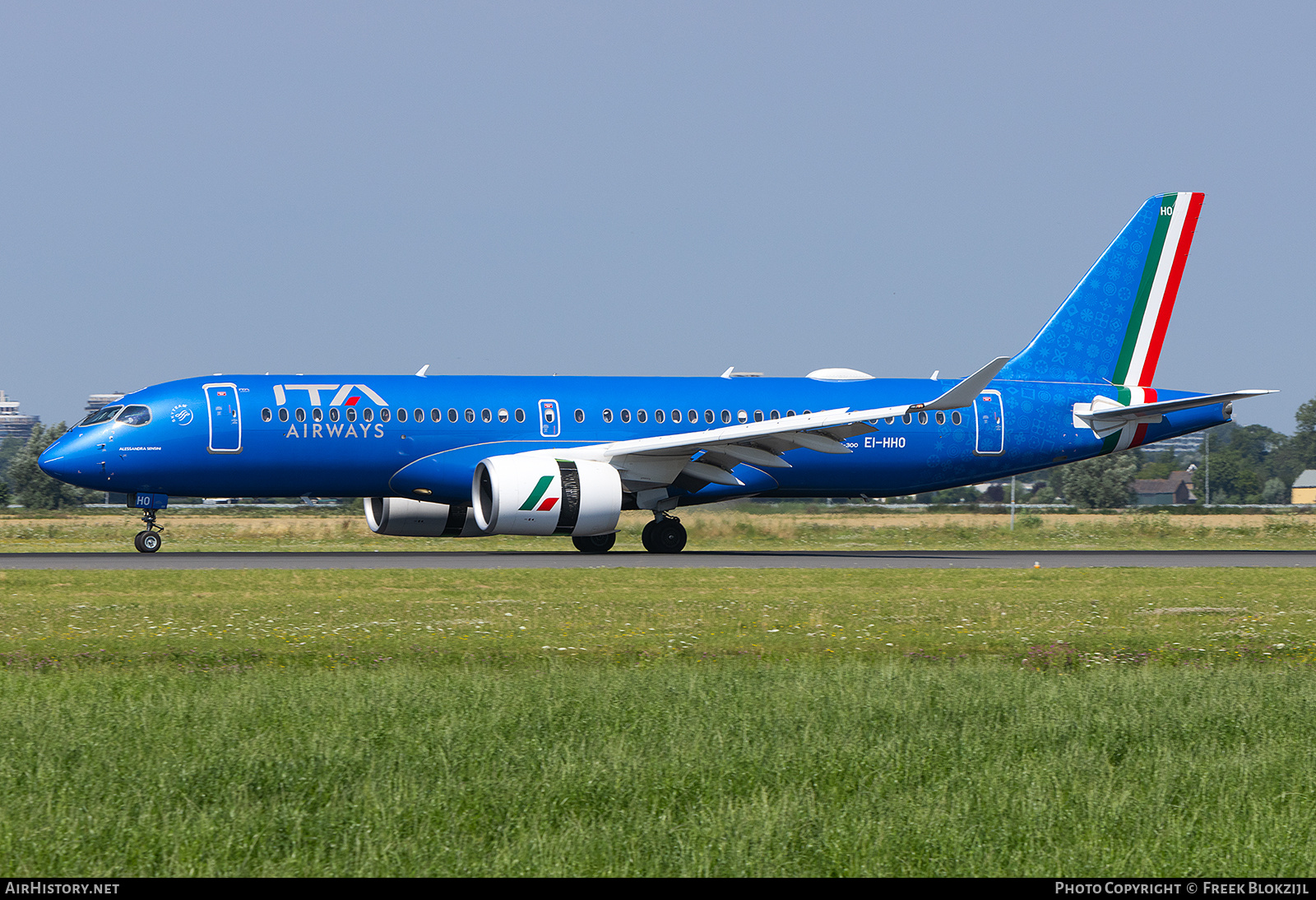 Aircraft Photo of EI-HHO | Airbus A220-371 (BD-500-1A11) | ITA Airways | AirHistory.net #708722