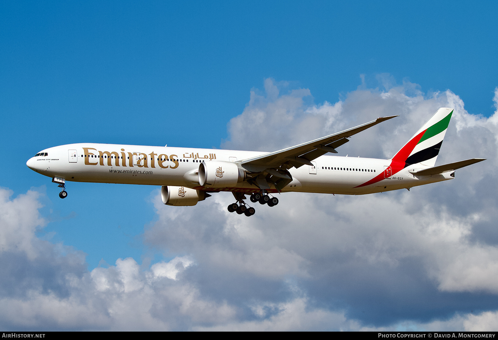 Aircraft Photo of A6-ECY | Boeing 777-31H/ER | Emirates | AirHistory.net #708732
