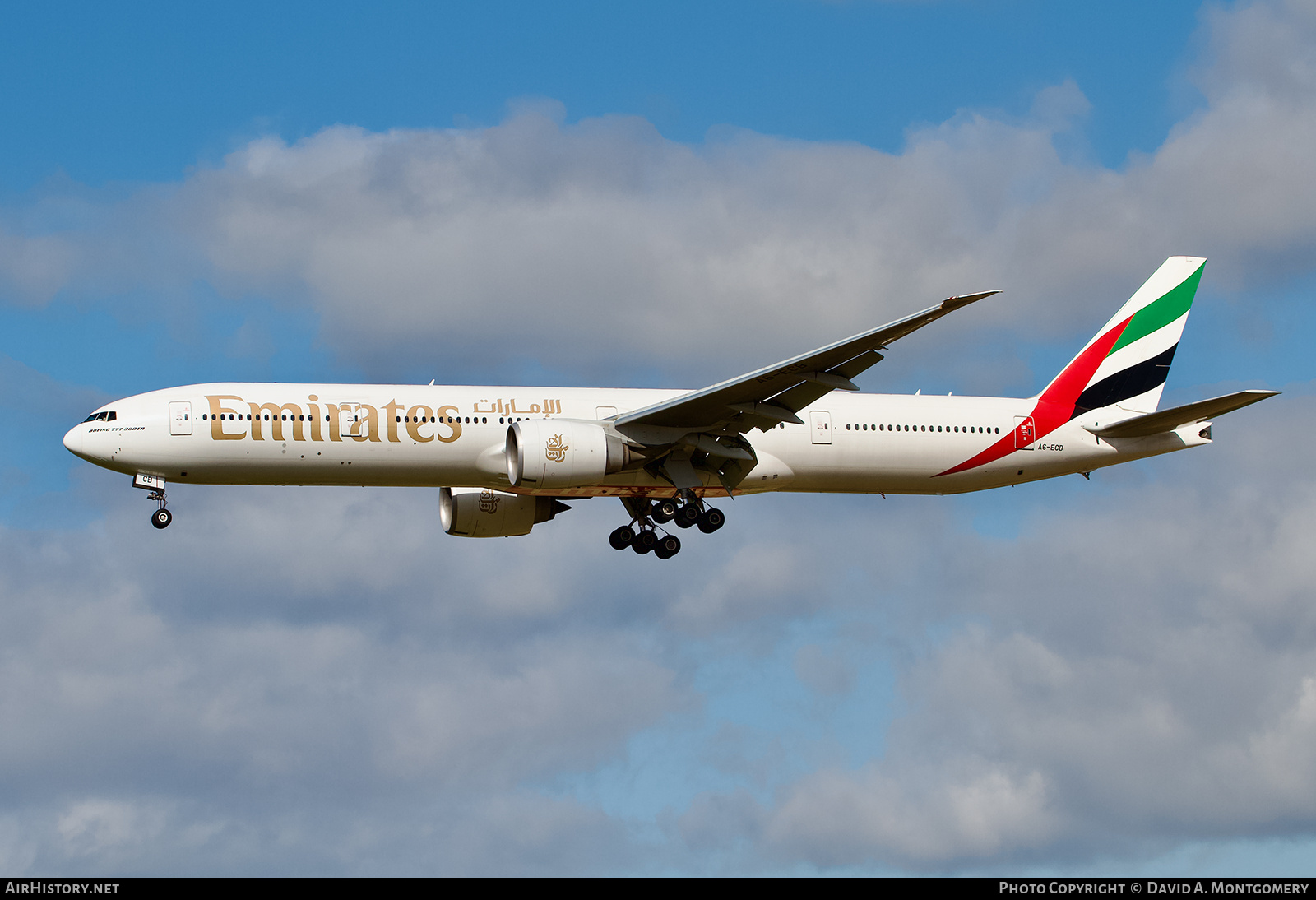 Aircraft Photo of A6-ECB | Boeing 777-31H/ER | Emirates | AirHistory.net #708734