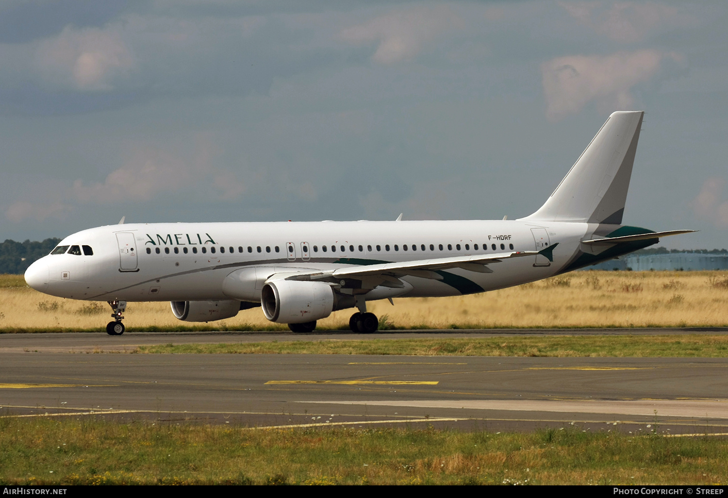 Aircraft Photo of F-HDRF | Airbus A320-214 | Amelia | AirHistory.net #708735