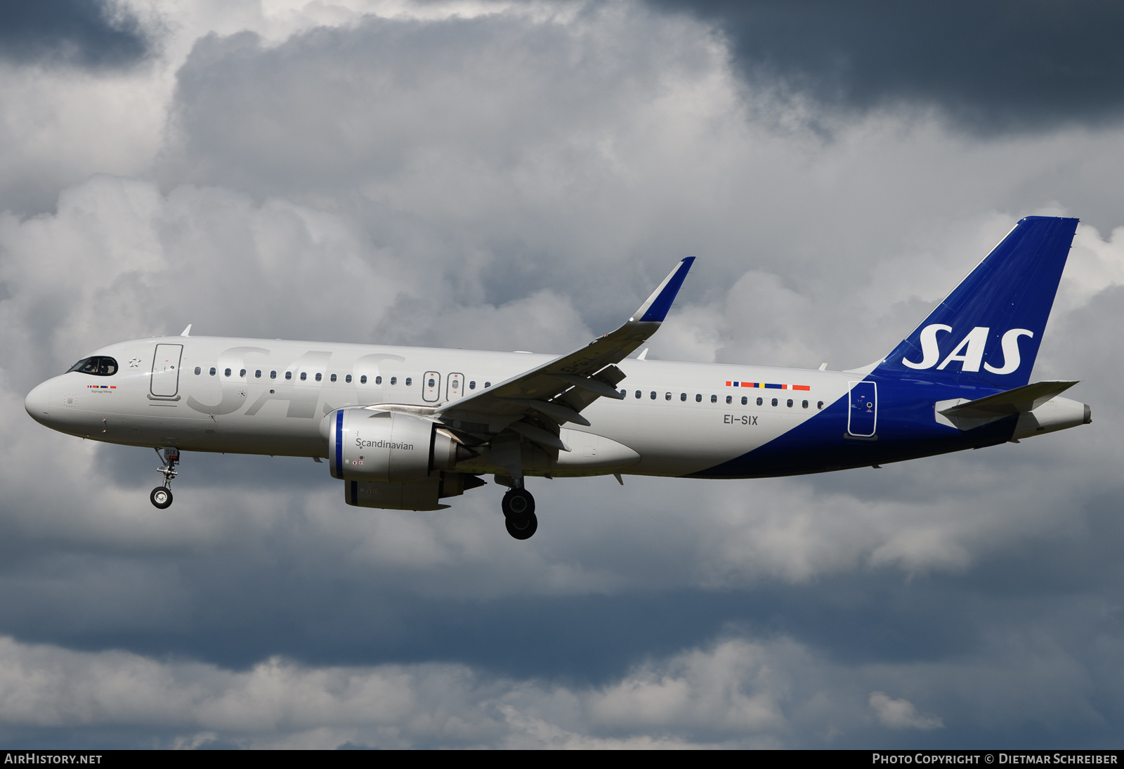 Aircraft Photo of EI-SIX | Airbus A320-251N | Scandinavian Airlines - SAS | AirHistory.net #708859
