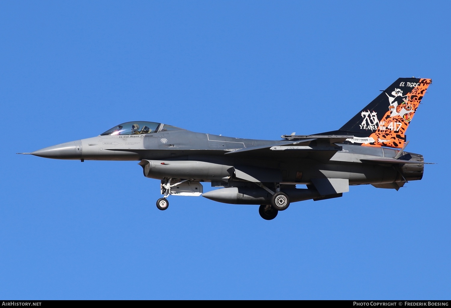 Aircraft Photo of 88-0417 / AF88-417 | General Dynamics F-16CM Fighting Falcon | USA - Air Force | AirHistory.net #708916