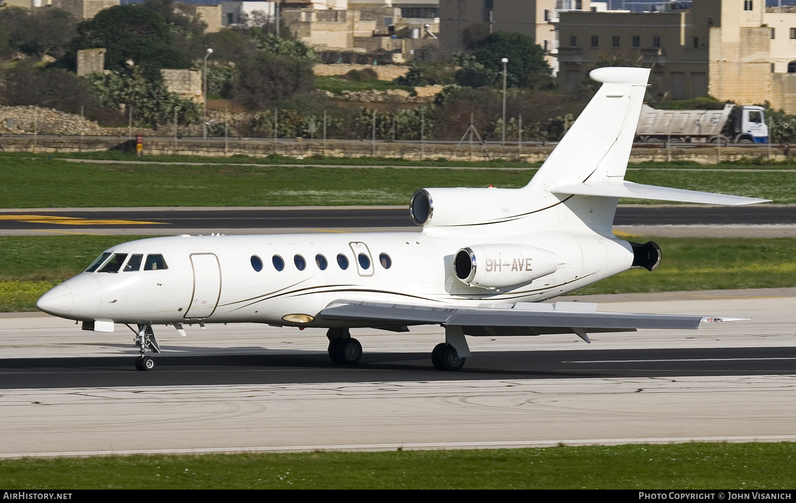 Aircraft Photo of 9H-AVE | Dassault Falcon 50EX | AirHistory.net #709042