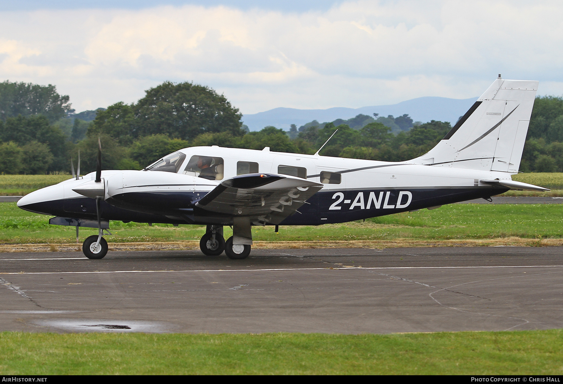 Aircraft Photo of 2-ANLD | Piper PA-34-220T Seneca V | AirHistory.net #709102