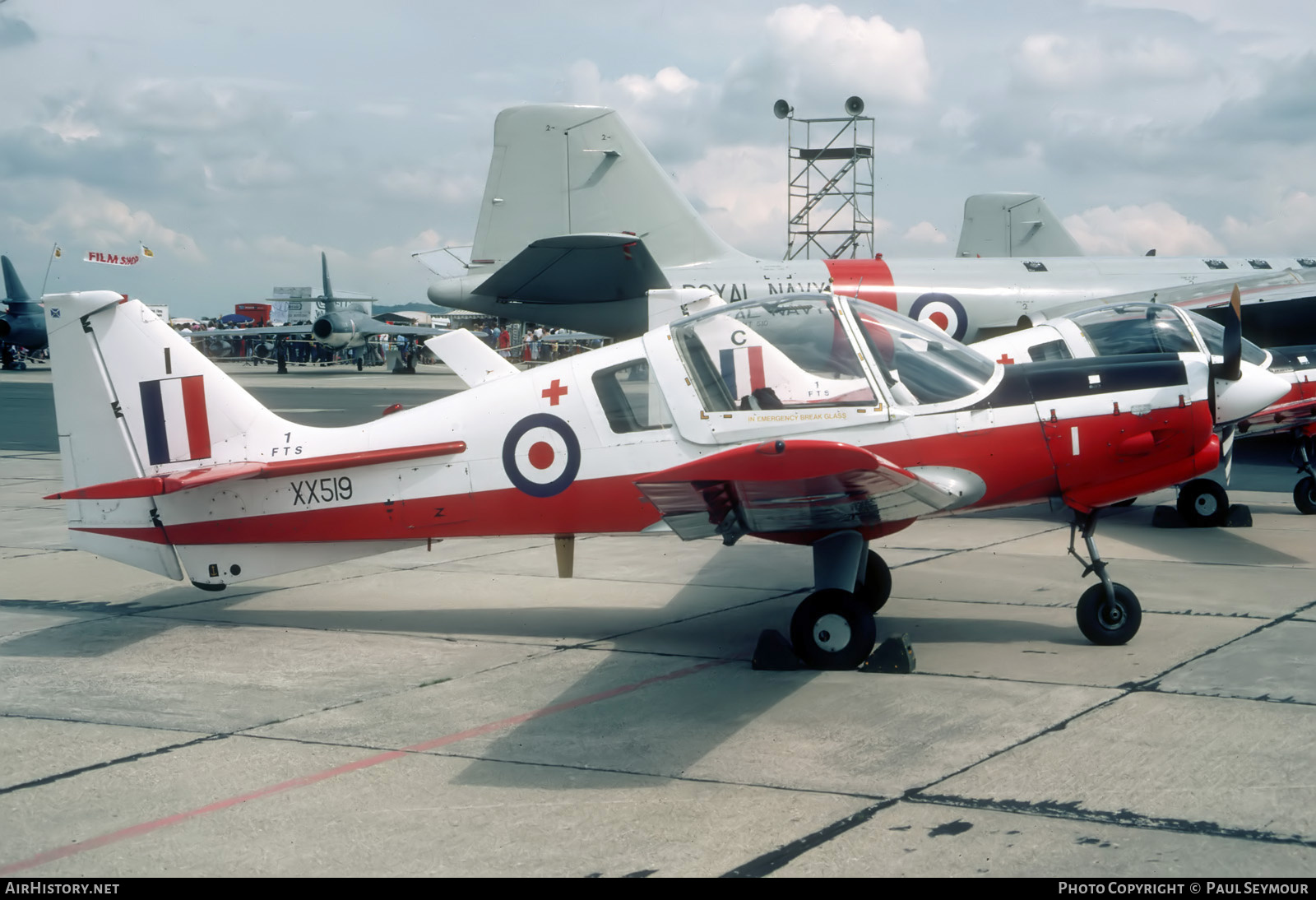 Aircraft Photo of XX519 | Scottish Aviation Bulldog T1 | UK - Air Force | AirHistory.net #709173