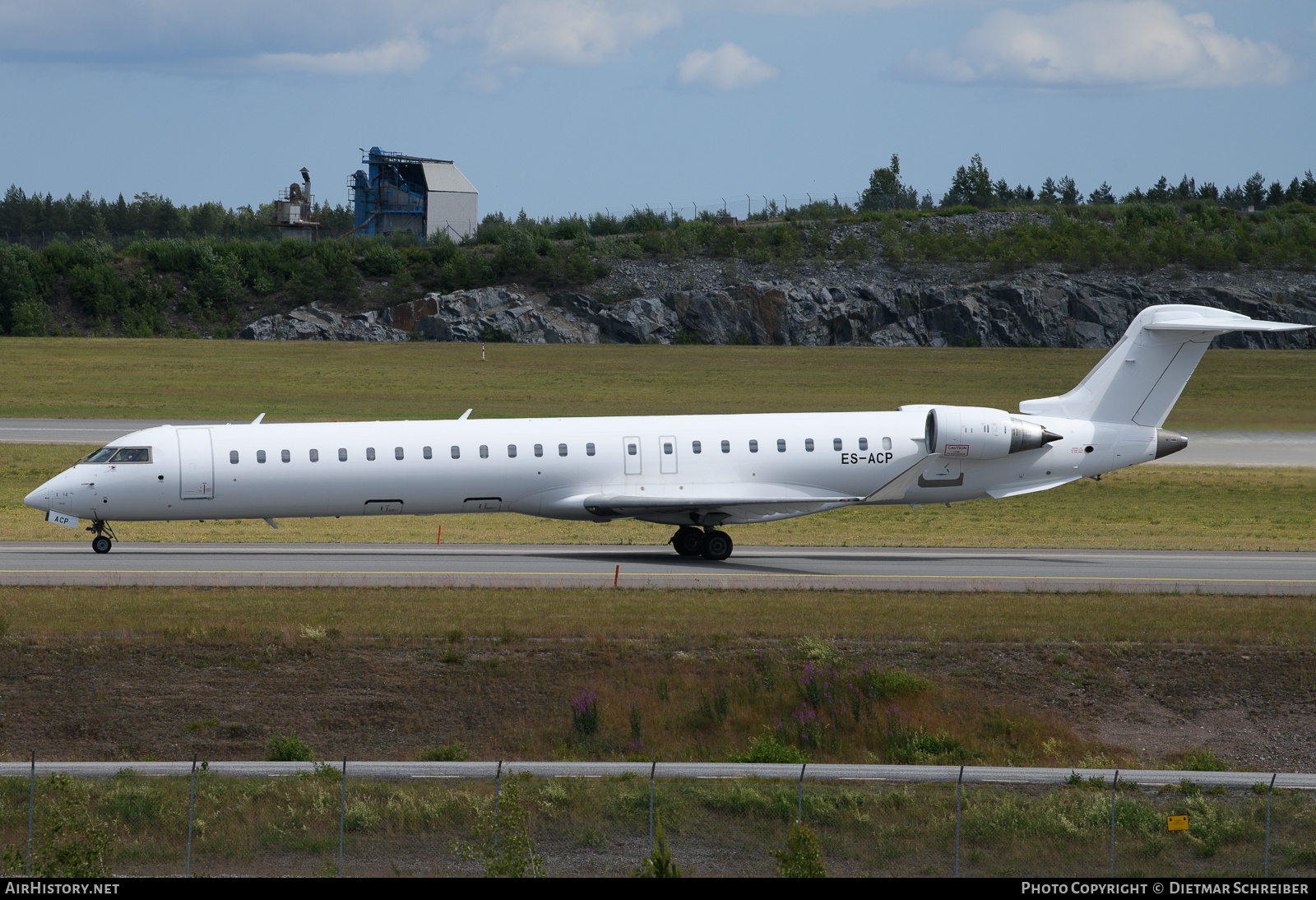 Aircraft Photo of ES-ACP | Bombardier CRJ-900LR (CL-600-2D24) | AirHistory.net #709345