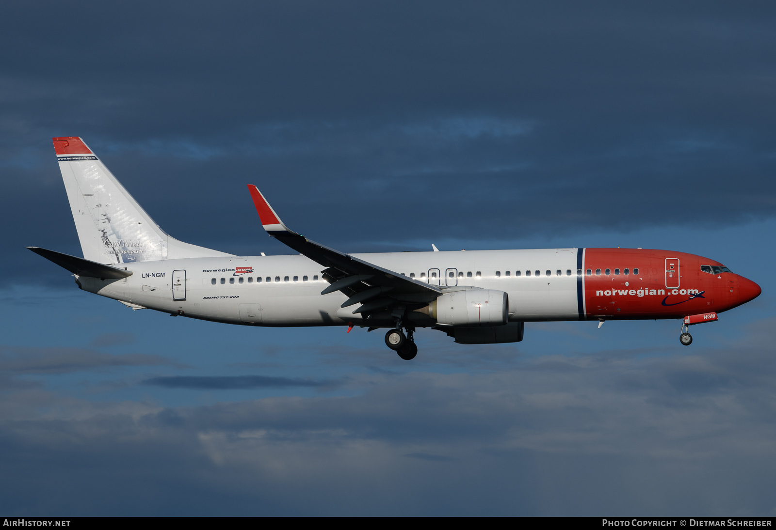 Aircraft Photo of LN-NGM | Boeing 737-8JP | Norwegian | AirHistory.net #709386