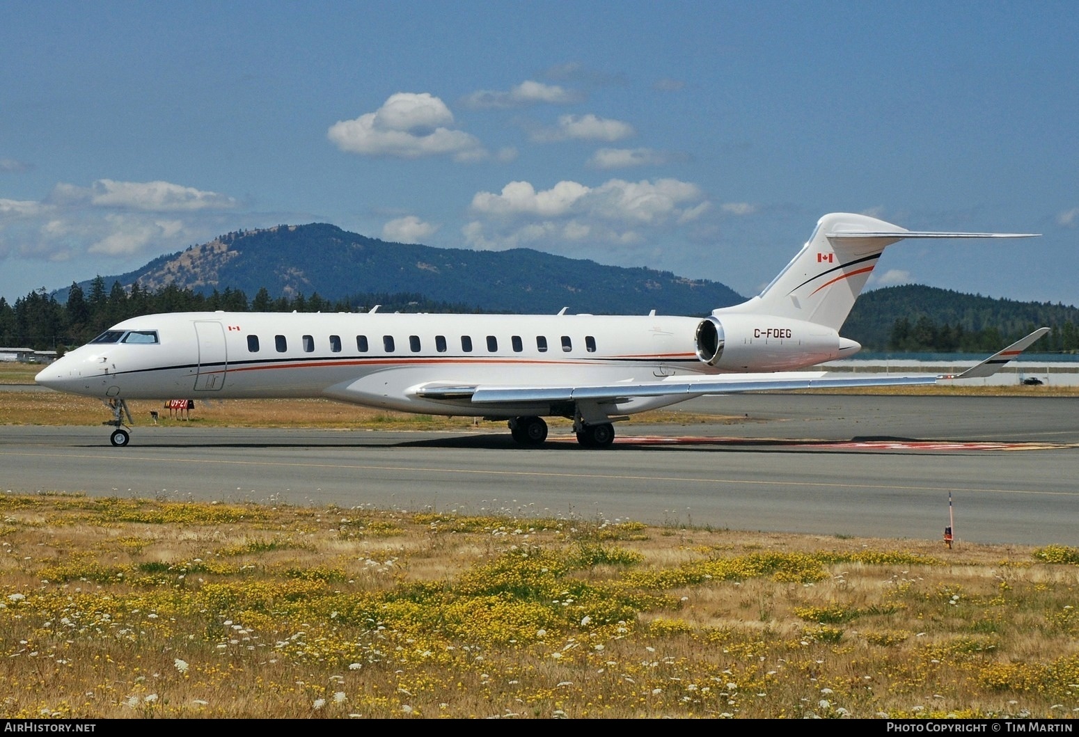 Aircraft Photo of C-FOEG | Bombardier Global 7500 (BD-700-2A12) | AirHistory.net #709419