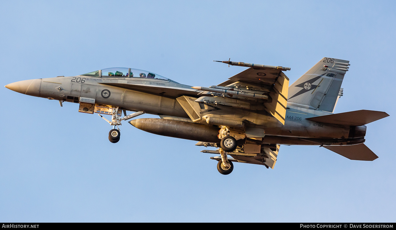 Aircraft Photo of A44-206 | Boeing F/A-18F Super Hornet | Australia - Air Force | AirHistory.net #709480