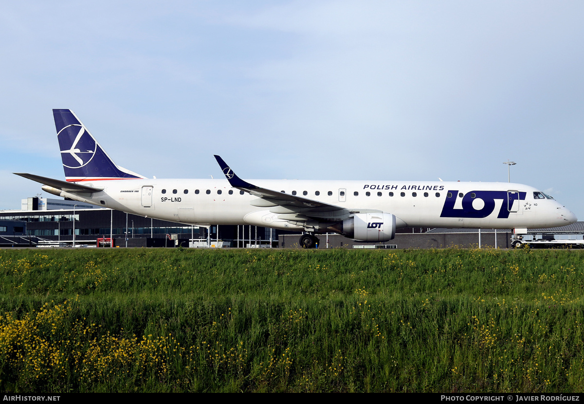 Aircraft Photo of SP-LND | Embraer 195LR (ERJ-190-200LR) | LOT Polish Airlines - Polskie Linie Lotnicze | AirHistory.net #709526