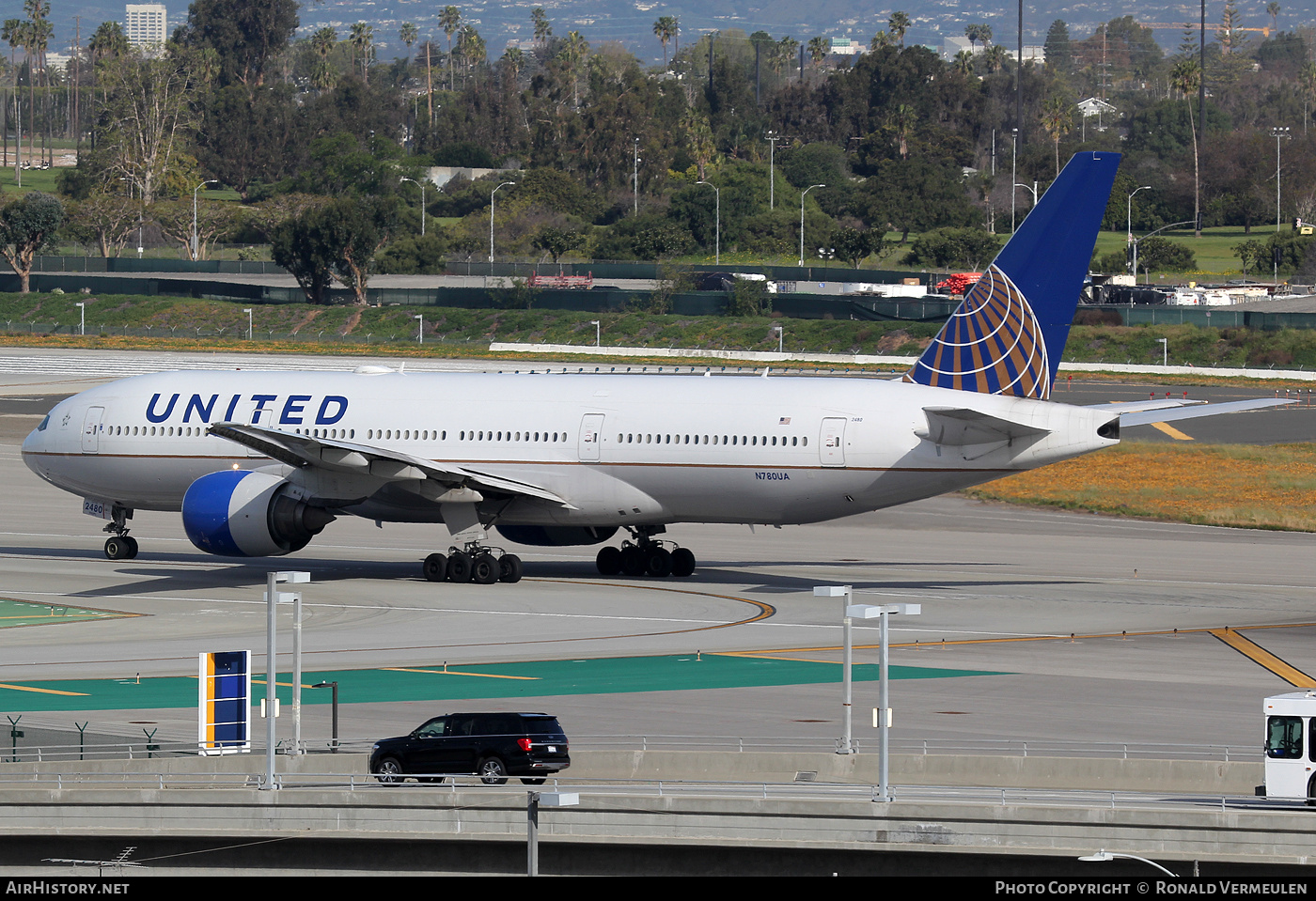 Aircraft Photo of N780UA | Boeing 777-222 | United Airlines | AirHistory.net #709586
