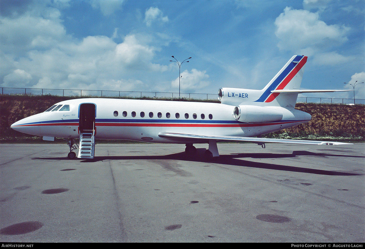 Aircraft Photo of LX-AER | Dassault Falcon 900B | AirHistory.net #709593