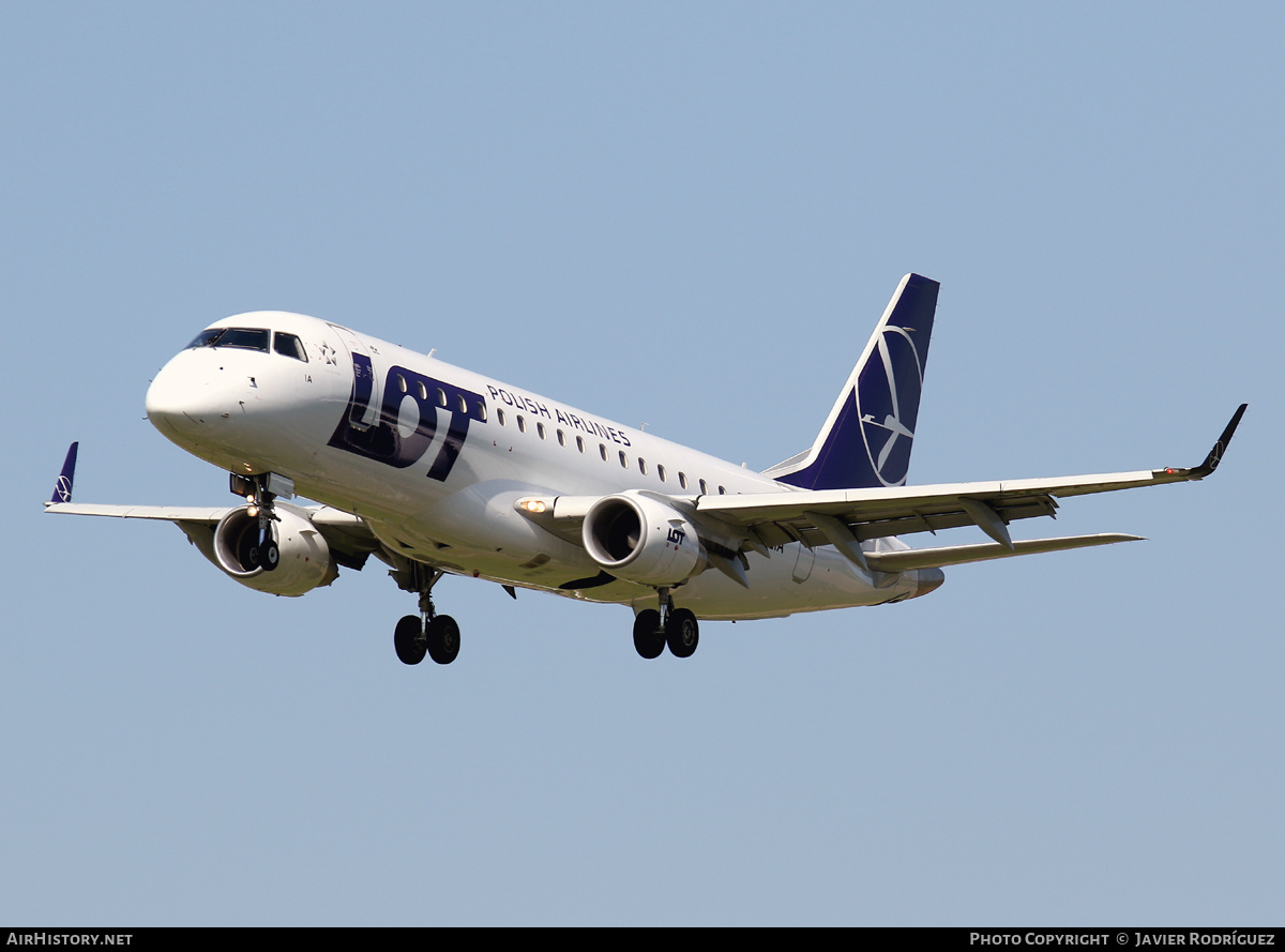 Aircraft Photo of SP-LIA | Embraer 175STD (ERJ-170-200STD) | LOT Polish Airlines - Polskie Linie Lotnicze | AirHistory.net #709740