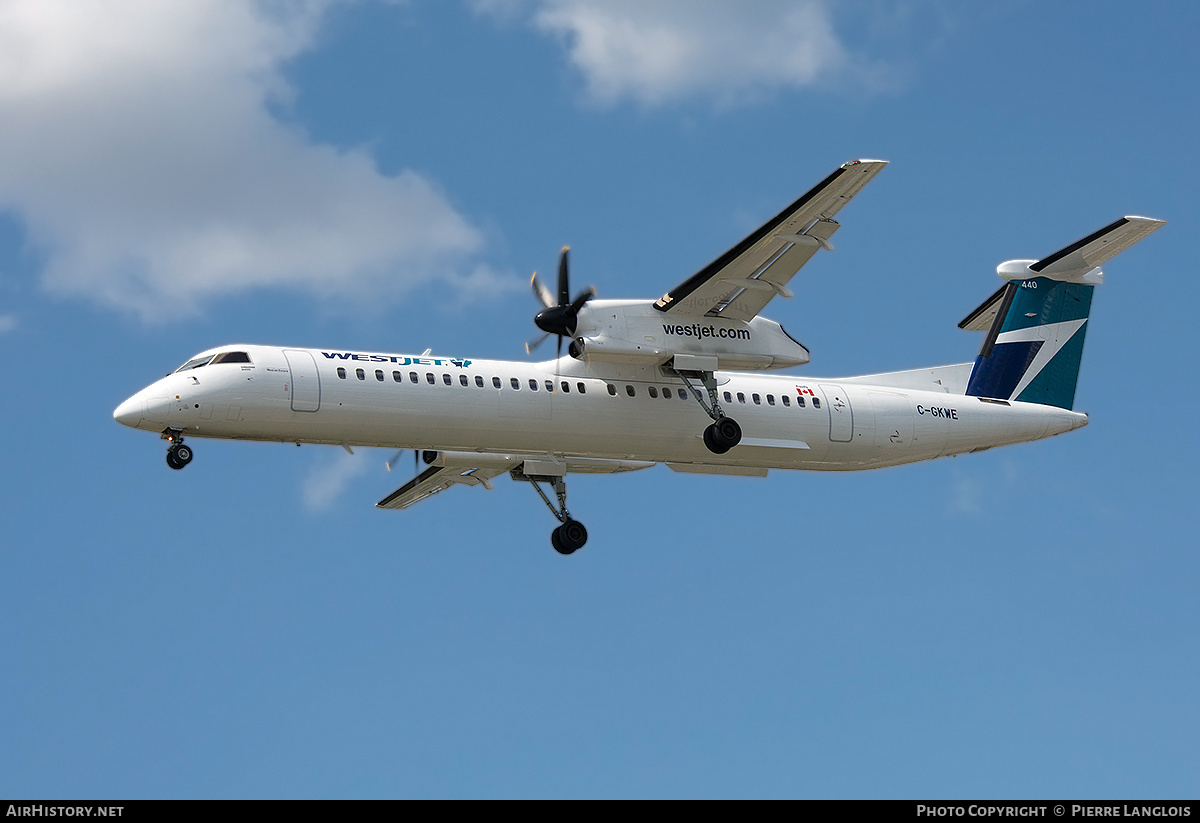 Aircraft Photo of C-GKWE | Bombardier DHC-8-402 Dash 8 | WestJet | AirHistory.net #709752