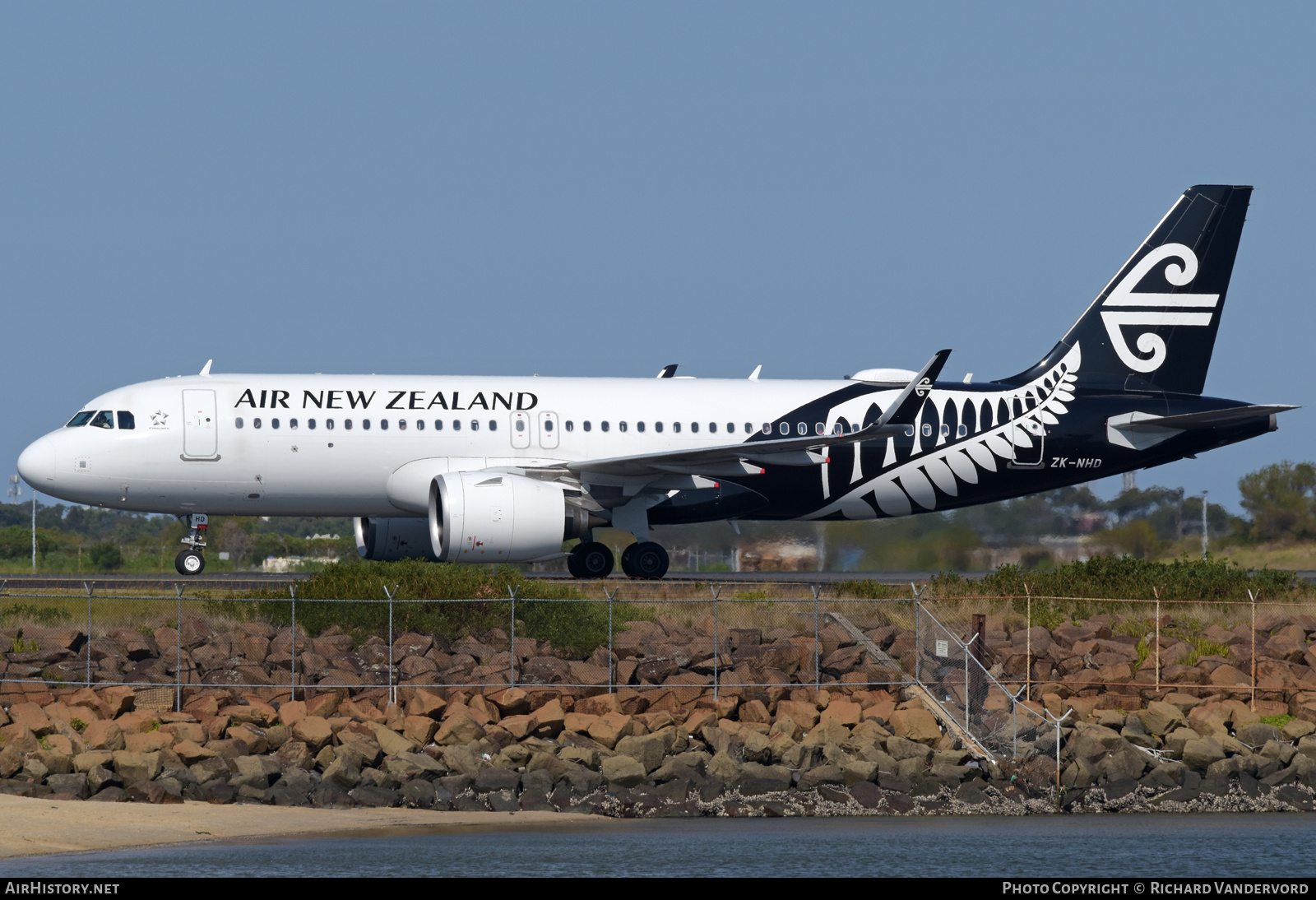 Aircraft Photo of ZK-NHD | Airbus A320-271N | Air New Zealand | AirHistory.net #709865