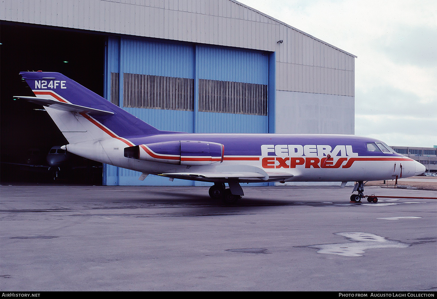 Aircraft Photo of N24FE | Dassault Falcon 20DC | Federal Express | AirHistory.net #709867