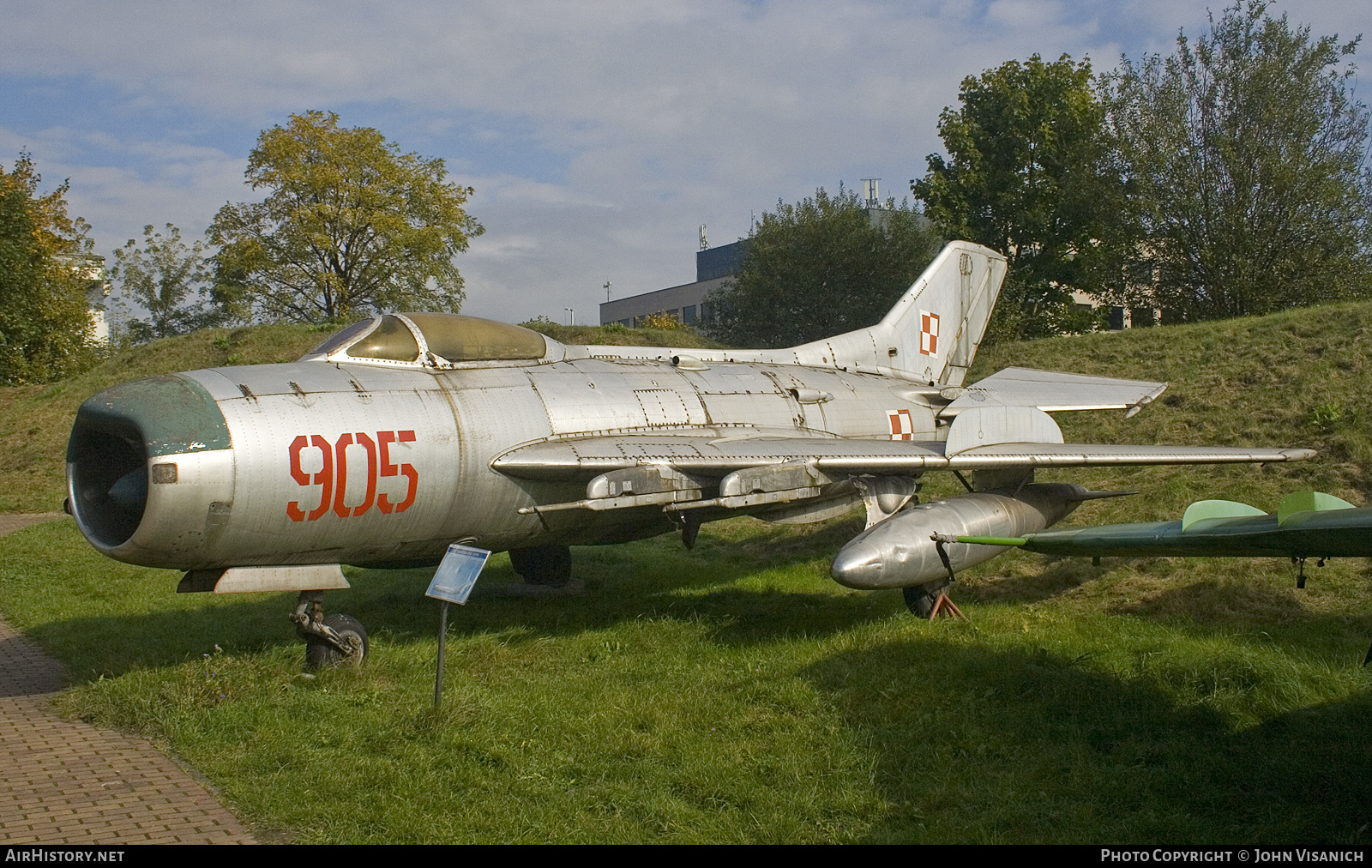 Aircraft Photo of 905 | Mikoyan-Gurevich MiG-19PM | Poland - Air Force | AirHistory.net #709909