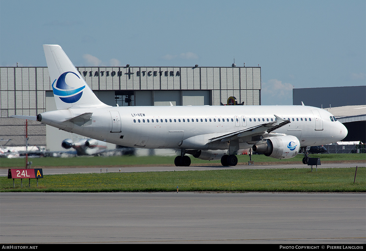 Aircraft Photo of LY-VEW | Airbus A320-214 | AirHistory.net #709947