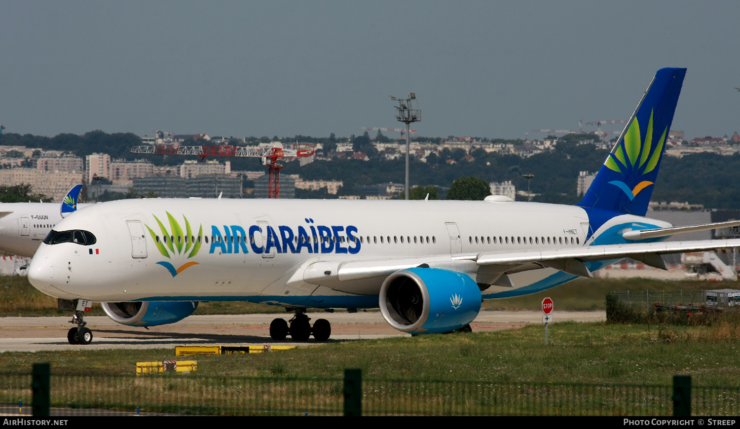 Aircraft Photo of F-HNET | Airbus A350-941 | Air Caraïbes | AirHistory.net #709974