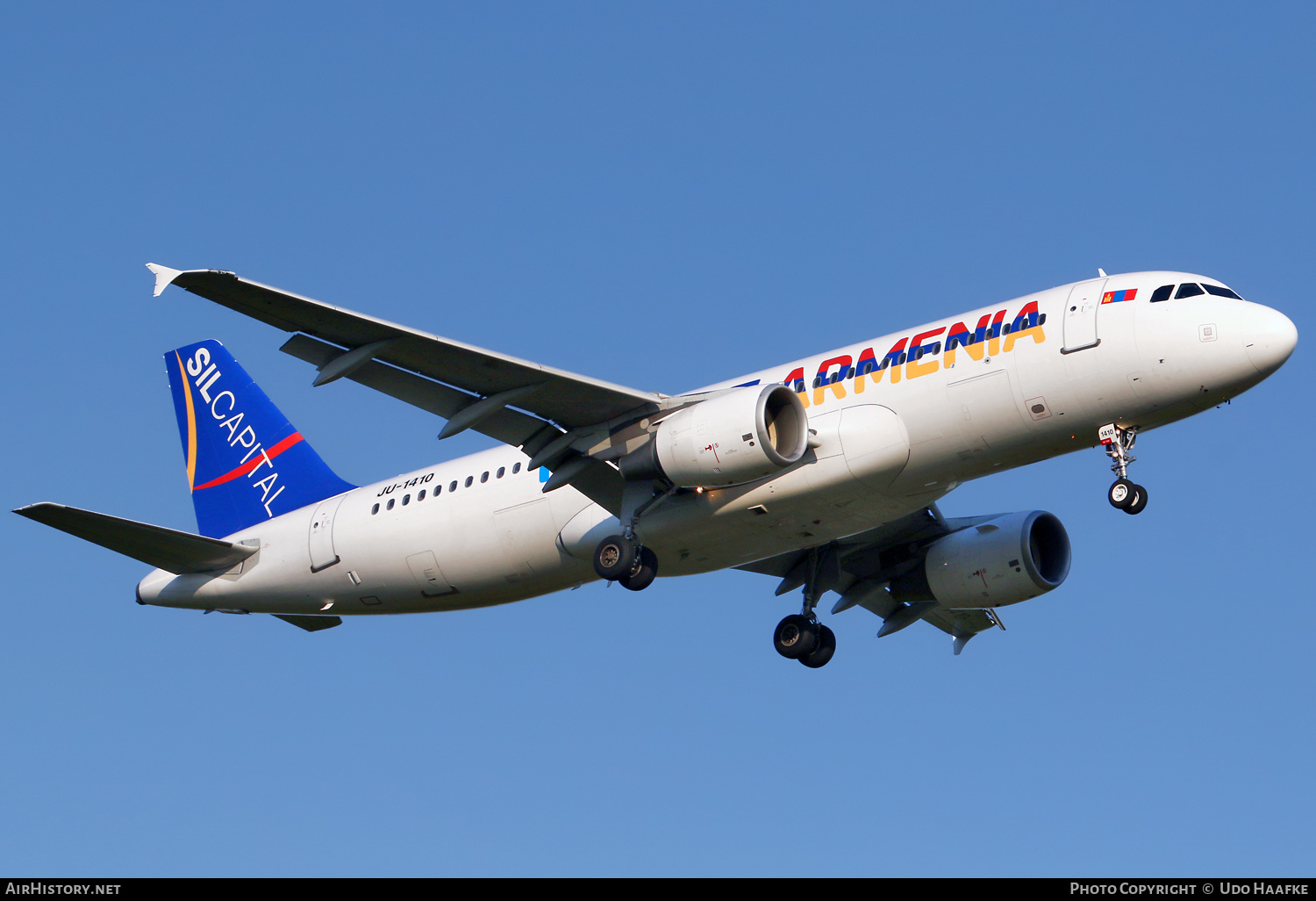 Aircraft Photo of JU-1410 | Airbus A320-214 | FlyOne Armenia | AirHistory.net #709995