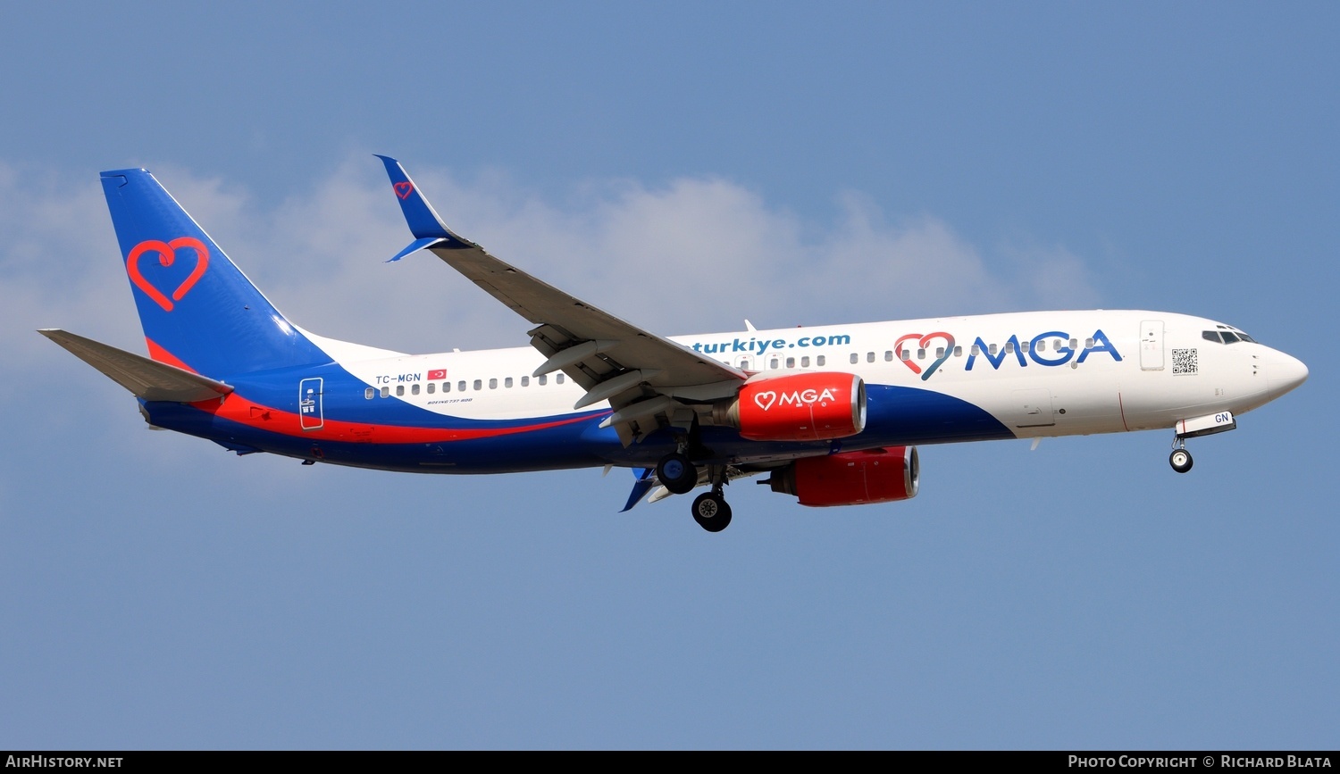 Aircraft Photo of TC-MGN | Boeing 737-8S3 | MGA - Mavi Gok Aviation | AirHistory.net #710109