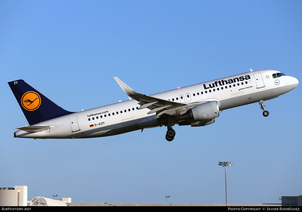 Aircraft Photo of D-AIZV | Airbus A320-214 | Lufthansa | AirHistory.net #710276