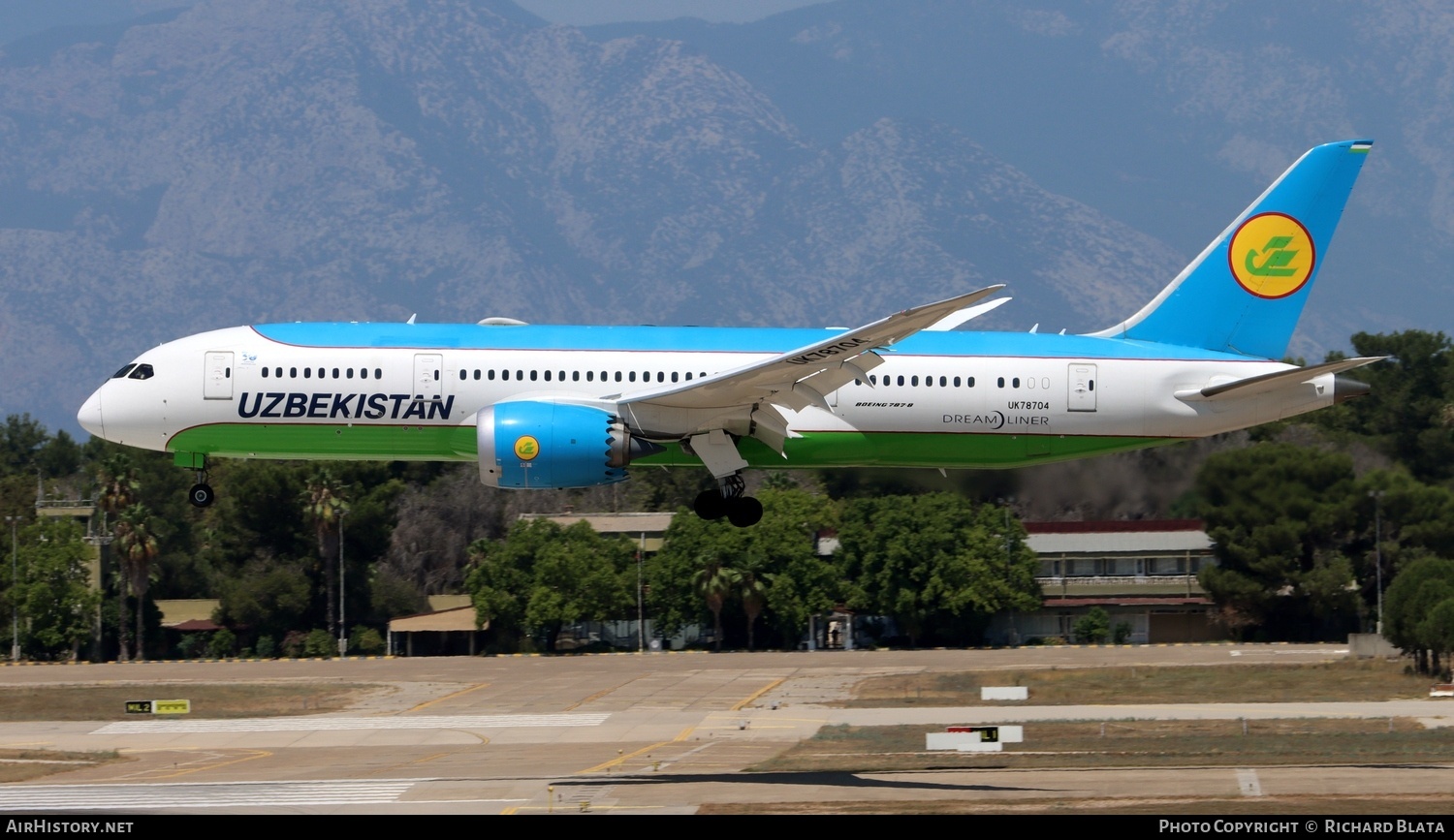 Aircraft Photo of UK78704 | Boeing 787-8 Dreamliner | Uzbekistan Airways | AirHistory.net #710330