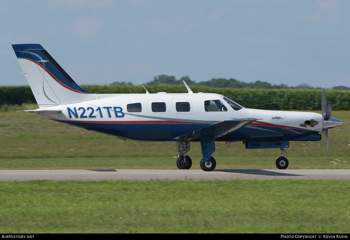 Aircraft Photo of N221TB | Piper PA-46-310P Malibu/Jetprop DLX | AirHistory.net #710504