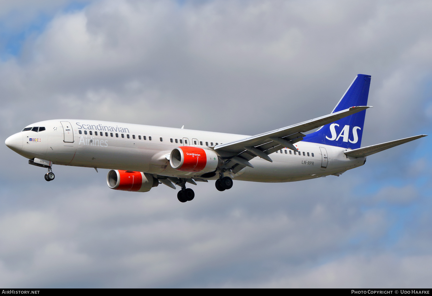 Aircraft Photo of LN-RPR | Boeing 737-883 | Scandinavian Airlines - SAS | AirHistory.net #710595
