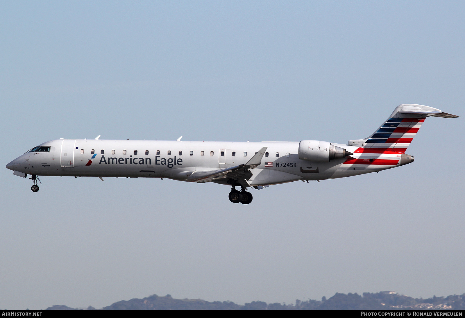 Aircraft Photo of N724SK | Bombardier CRJ-700 (CL-600-2C10) | United Express | AirHistory.net #710713