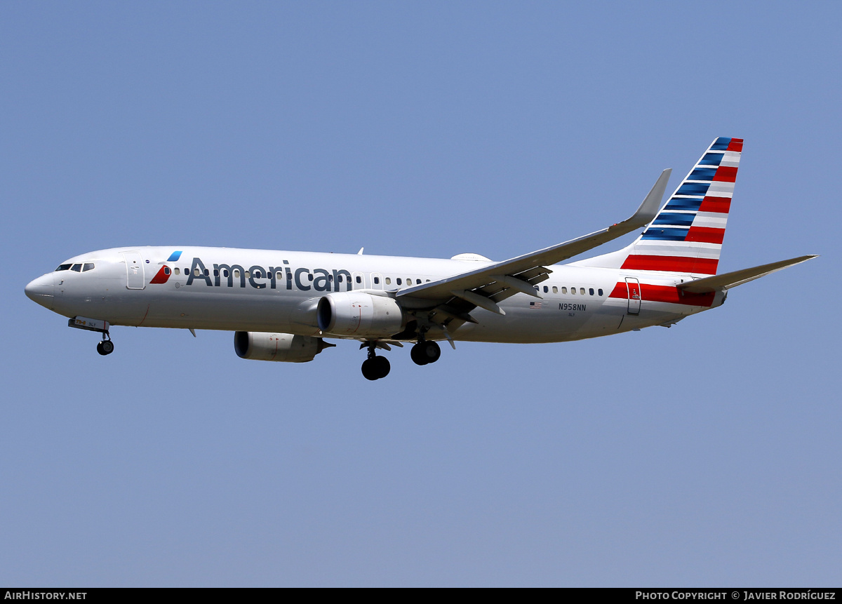 Aircraft Photo of N958NN | Boeing 737-823 | American Airlines | AirHistory.net #710744