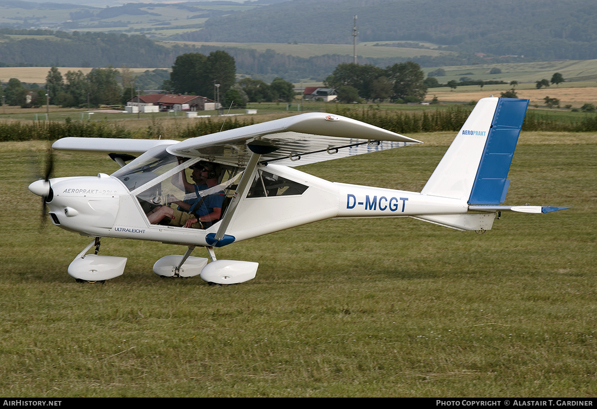 Aircraft Photo of D-MCGT | Aeroprakt A22LS Foxbat | AirHistory.net #710777
