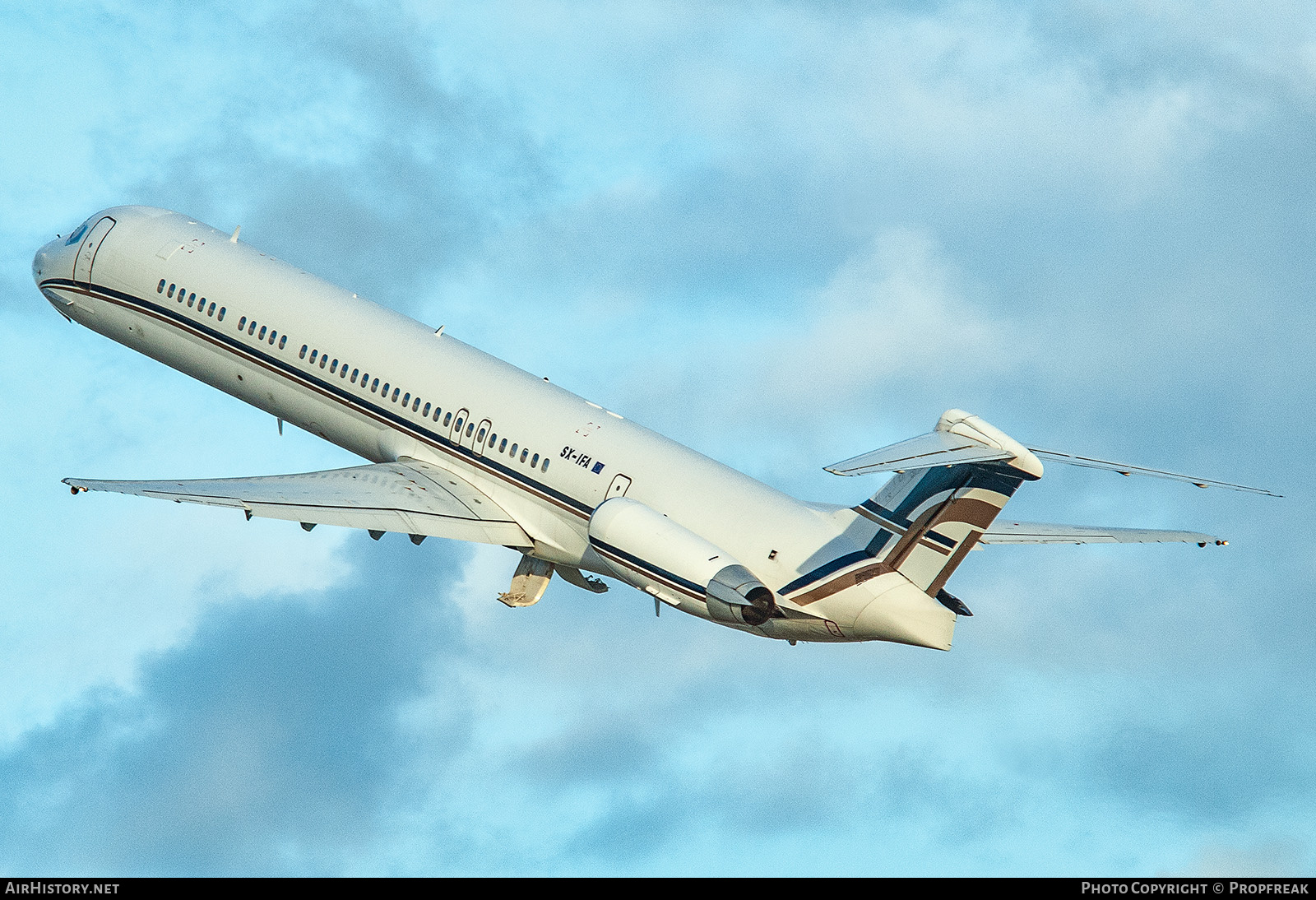 Aircraft Photo of SX-IFA | McDonnell Douglas MD-83 (DC-9-83) | GainJet Aviation | AirHistory.net #710995