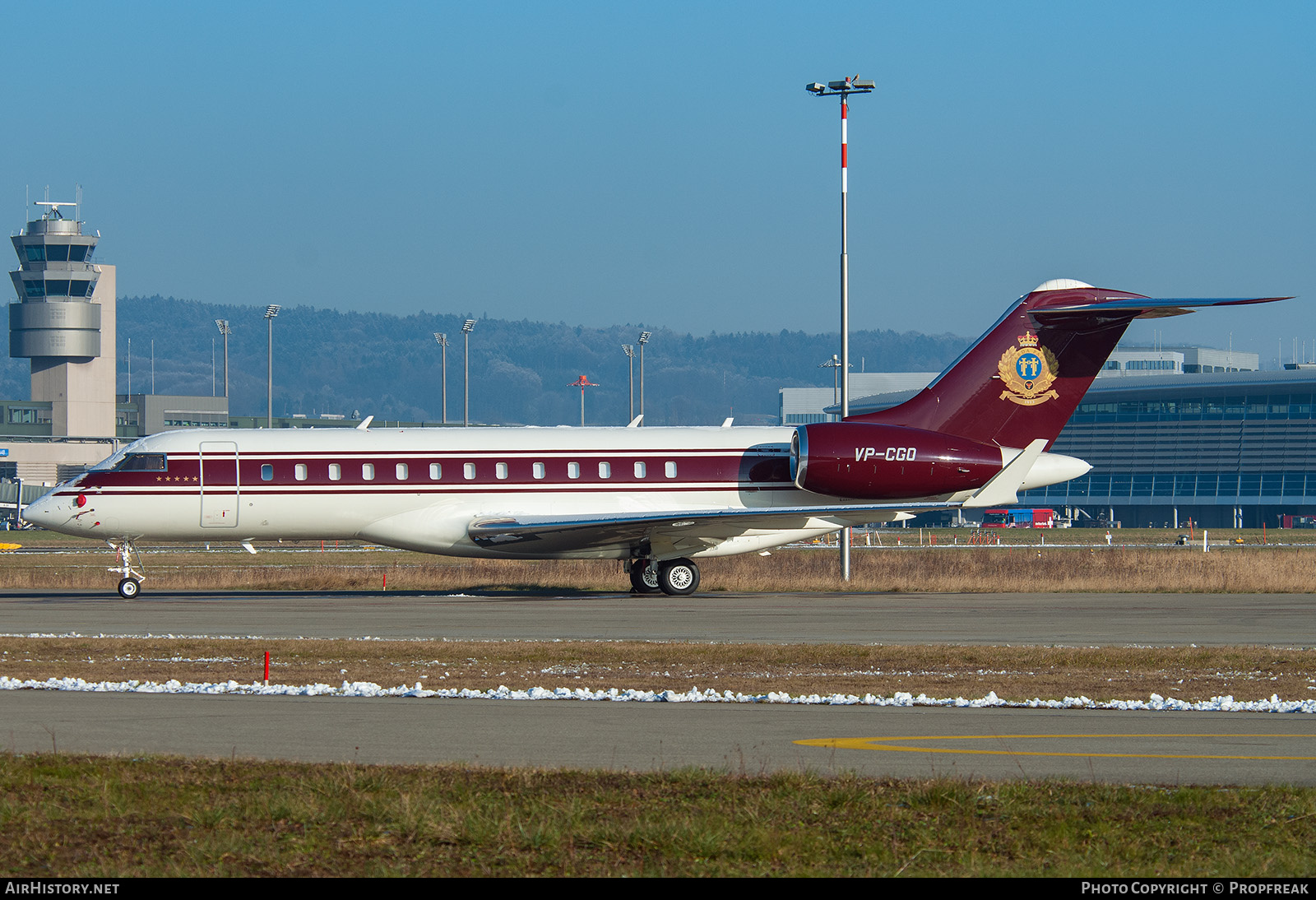 Aircraft Photo of VP-CGO | Bombardier Global Express XRS (BD-700-1A10) | AirHistory.net #711000