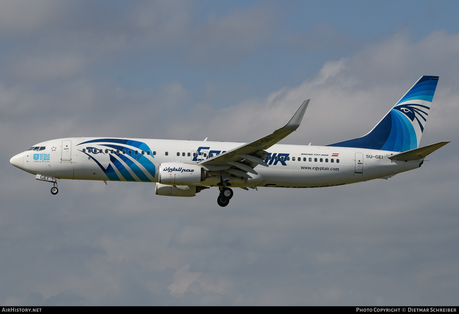Aircraft Photo of SU-GEI | Boeing 737-800 | EgyptAir | AirHistory.net #711030