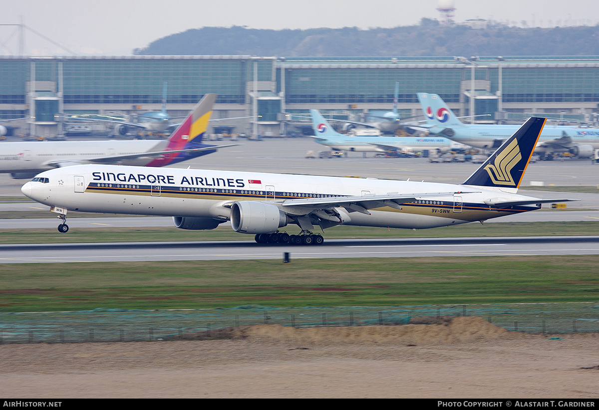 Aircraft Photo of 9V-SWN | Boeing 777-312/ER | Singapore Airlines | AirHistory.net #711078