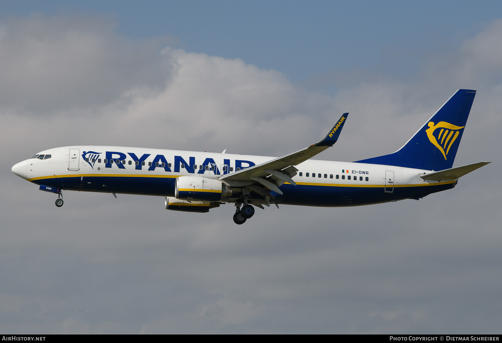 Aircraft Photo of EI-DWR | Boeing 737-8AS | Ryanair | AirHistory.net #711093