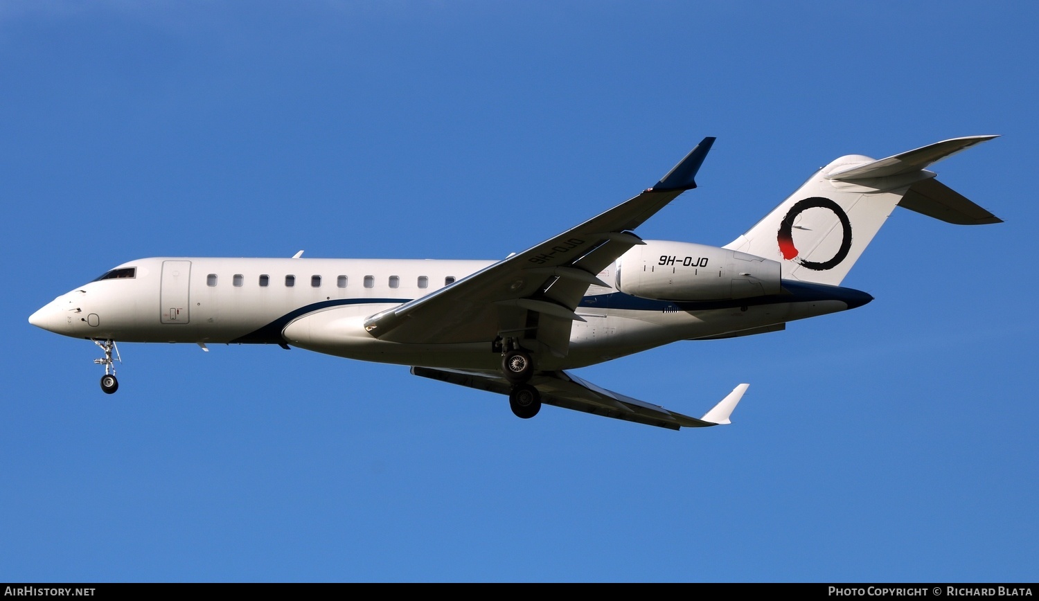 Aircraft Photo of 9H-OJO | Bombardier Global 6000 (BD-700-1A10) | AirHistory.net #711166